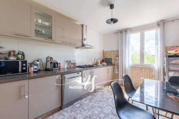 Maison de 200 m² en trois appartements