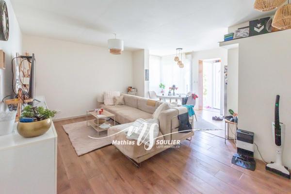 Maison de 200 m² en trois appartements