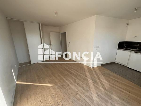 Location Studio 29.44 m² - 2-4 PLACE DE LA GARE / 1 RUE JOFFRIN Alfortville 94140