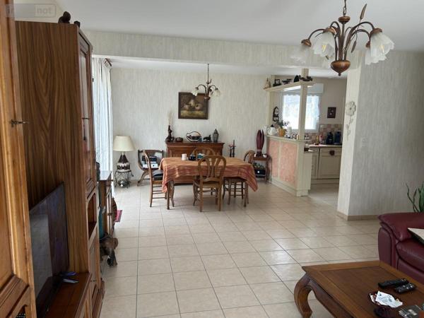 Maison à vendre à Pabu dans les Côtes-d'Armor (22200), ref : 22064-1230