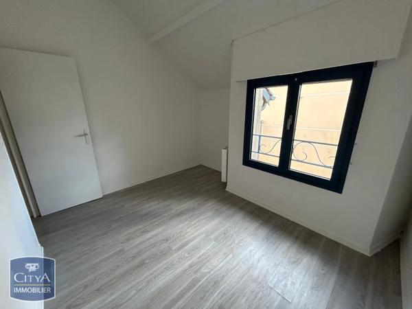 Appartement à louer 2 pièces 40m² Torcy (77200)
