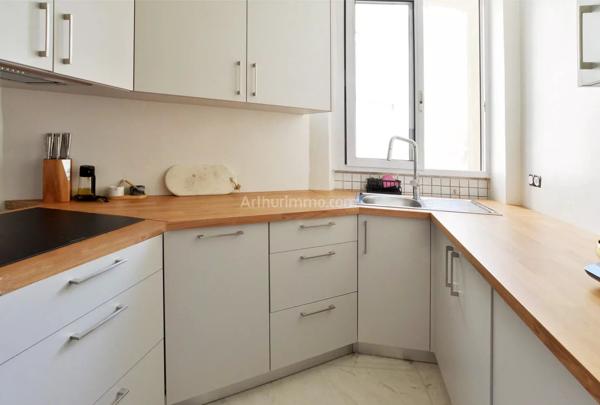 Vente                                                      Appartement
                        
                     4 pièces                      80 m2                     à Villeneuve-Saint-Georges