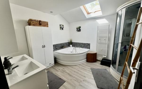 Vente Maison De village rénové(e) Saint-gilles   