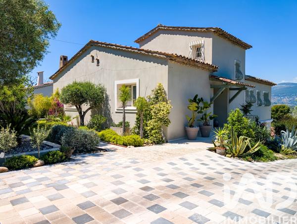 Maison à vendre 7 pièces 228 m² Mougins