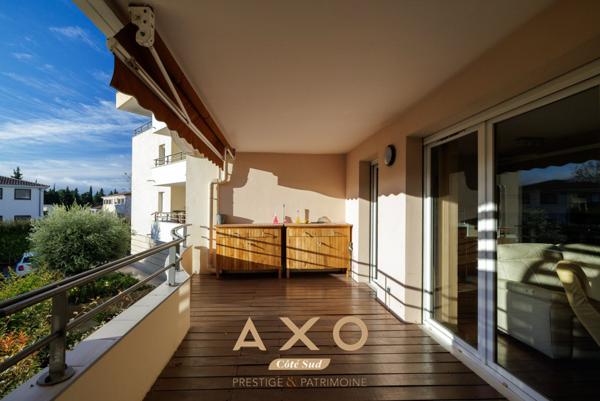 AIX EN PROVENCE - APPARTEMENT - T4 - ASCENSEUR - TERRASSE - PARKING - BOXE - 440 000
