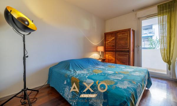 AIX EN PROVENCE - APPARTEMENT - T4 - ASCENSEUR - TERRASSE - PARKING - BOXE - 440 000