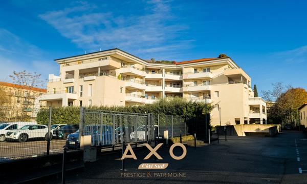 AIX EN PROVENCE - APPARTEMENT - T4 - ASCENSEUR - TERRASSE - PARKING - BOXE - 440 000