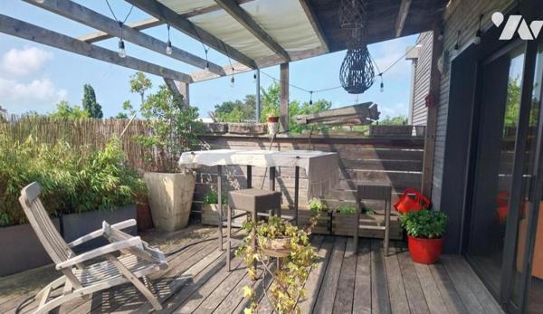 MAISON CONTEMPORAINE 5 pièces AVEC GARAGE + LOCAL COMMERCIAL + 6 GARAGES