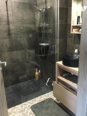 MAISON CONTEMPORAINE 5 pièces AVEC GARAGE + LOCAL COMMERCIAL + 6 GARAGES