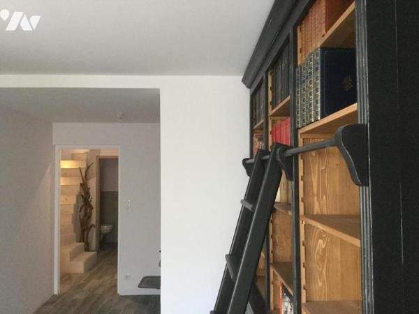 MAISON CONTEMPORAINE 5 pièces AVEC GARAGE + LOCAL COMMERCIAL + 6 GARAGES