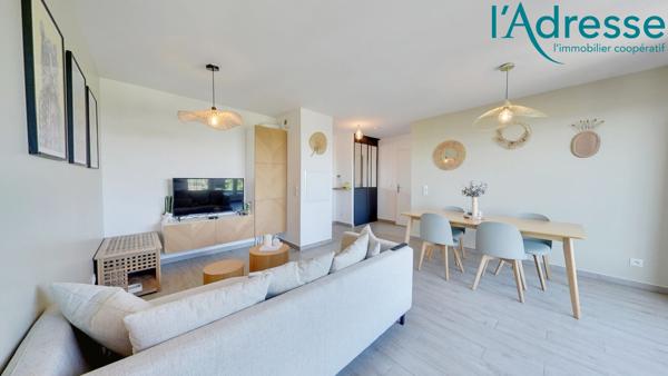 2 PIECES DERNIER ETAGE + BALCON ET PARKING EN SOUS-SOL