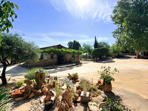 Mas - Maison en pierre au calme absolu