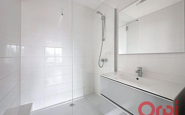 Appartement à vendre    2 pièces • 46,90 m2 Lyon 3