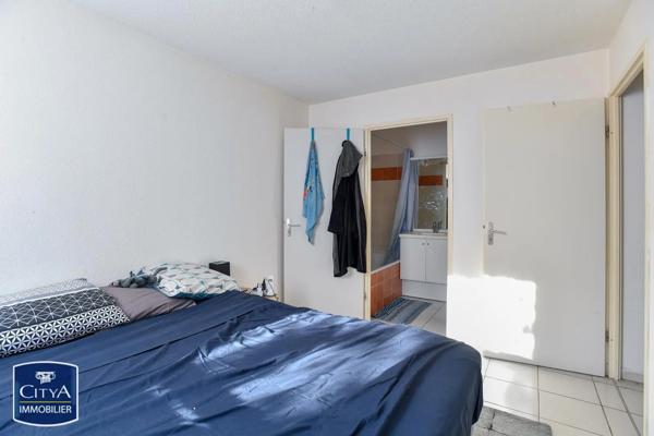Appartement à louer 2 pièces 39.87m² Cahors (46000)