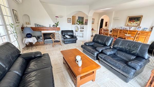 Mougins (06250) Mougins – Grande maison 6 chambres avec piscine, jardin paysagé & potentiel bi-familial