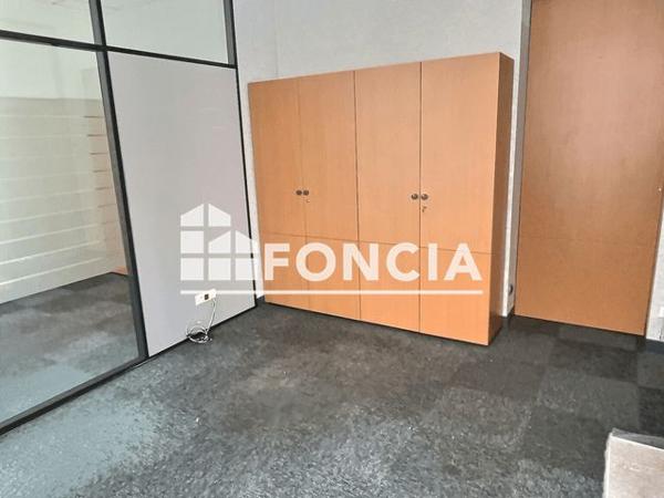 À vendre Local commercial 176 m² - Vienne 38200