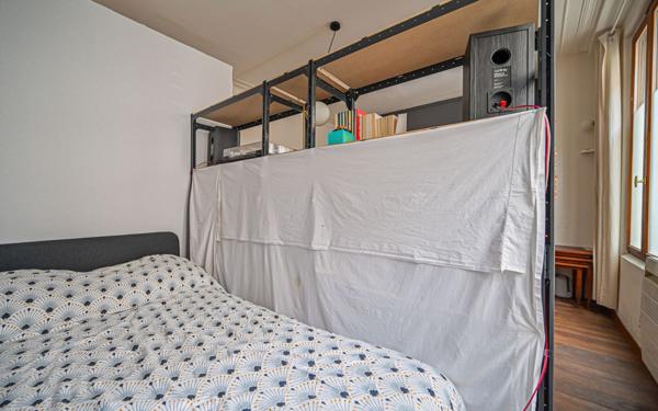 Appartement à vendre    2 pièces • 53,28 m2 Paris 18