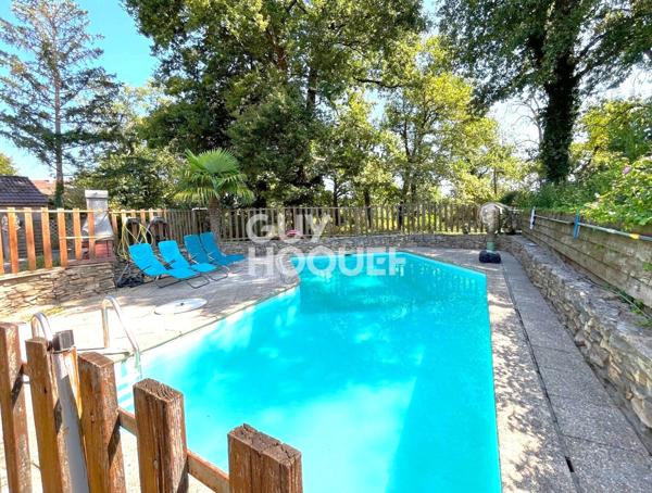 Grande maison avec piscine et sous-sol à Villemoirieu