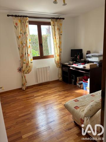 Maison à vendre 6 pièces 184 m² Ollainville