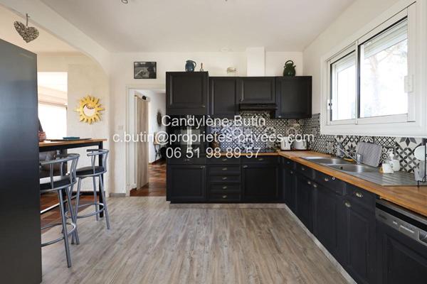 Villa T4 rénovée avec piscine et vue