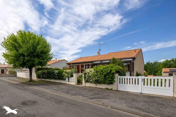Maison à vendre |  Saint-Yrieix-sur-Charente |  6 pièces | 138 m²