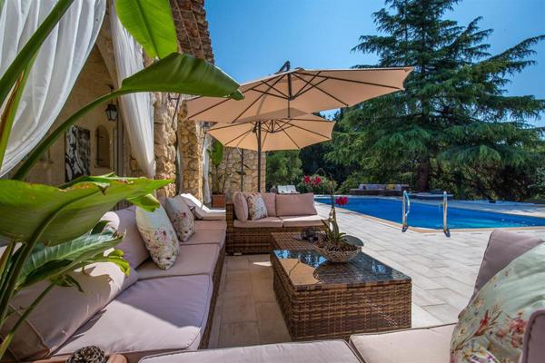 Bastide de charme 350m² quartier résidentiel