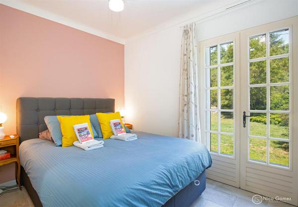 Bastide de charme 350m² quartier résidentiel