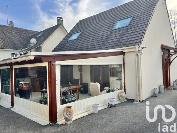 Maison traditionnelle 5 pièces de 125 m² à Bornel (60540)