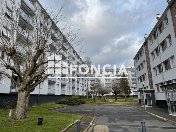 Location Appartement 2 pièces 45.5 m² - CLOS SAINT MARCEAU Orleans 45100