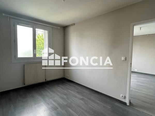 Location Appartement 2 pièces 45.5 m² - CLOS SAINT MARCEAU Orleans 45100