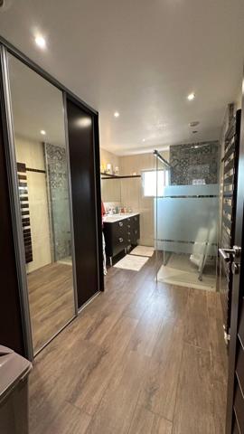 Véranda, cheminée, 5PP 3 chbres  : la maison qui coche tout !