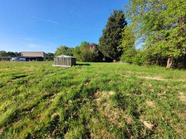 Terrain de loisirs - Bois - Etang à vendre à Courtillers dans la Sarthe (72300), ref : 72068-2194