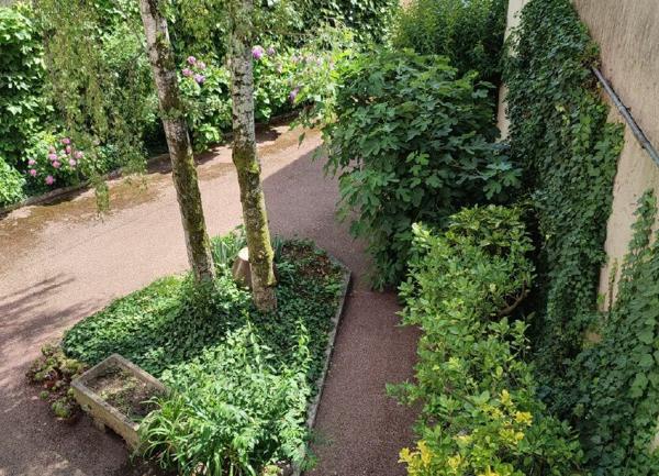 Maison à vendre    7 pièces •  Bourg-en-Bresse