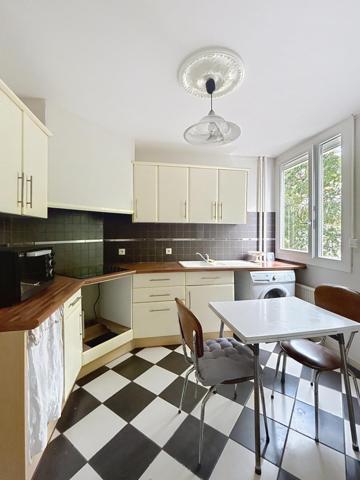 APPARTEMENT T4- BALCON -