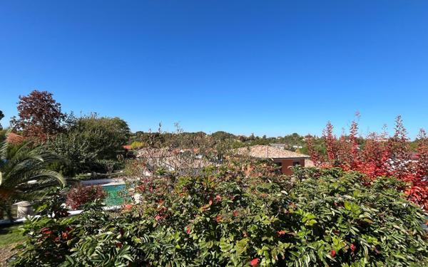 Maison à vendre    4 pièces • 180 m2 Pechbonnieu