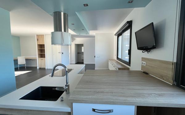 Maison à vendre    4 pièces • 180 m2 Pechbonnieu