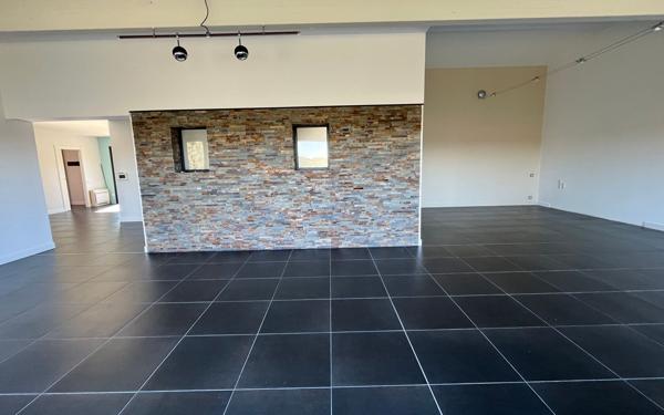 Maison à vendre    4 pièces • 180 m2 Pechbonnieu