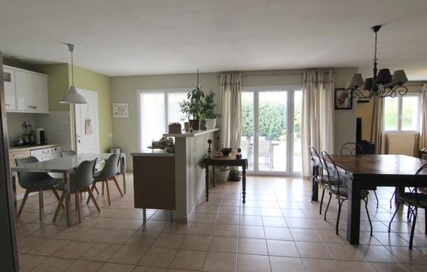 MAISON PLAIN-PIED 6 PIECES - 112 M2 à CRISSEY