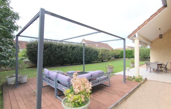 MAISON PLAIN-PIED 6 PIECES - 112 M2 à CRISSEY