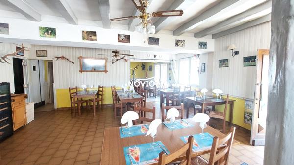 Murs et fonds d'un Bar Restaurant au coeur de la Brenne