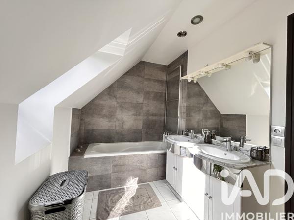 Maison à vendre 7 pièces 140 m² Draveil