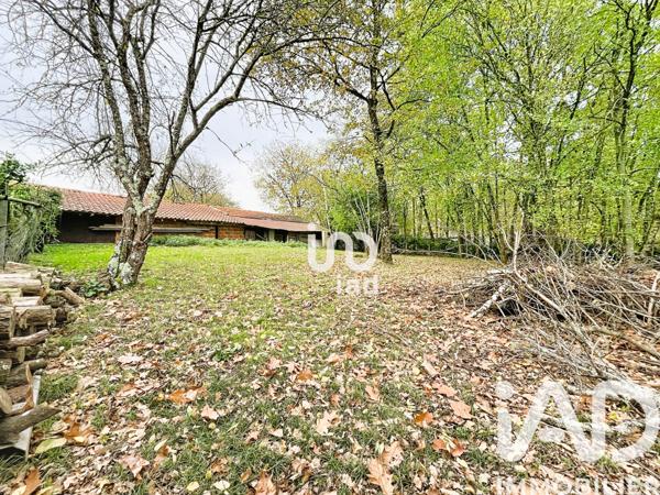 Maison à vendre 4 pièces 104 m² Saint-Étienne-de-Tulmont