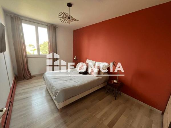 Location Appartement 3 pièces 75 m² - 80 RUE POZZI Bergerac 24100