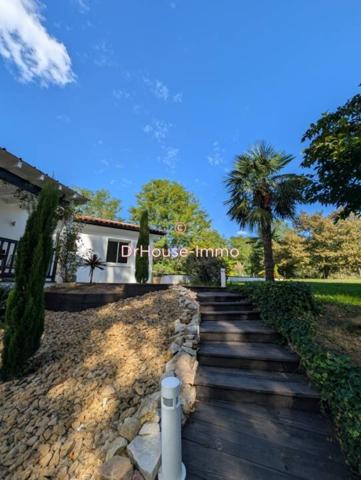 Maison à vendre 6 pièces de 159 m²