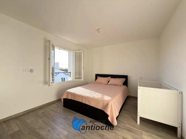 Maison moderne avec terrasse et garage traversant aux portes de La Rochelle