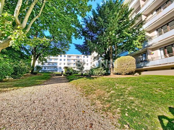Vente appartement Bois D'arcy 4 pièces 67 m2