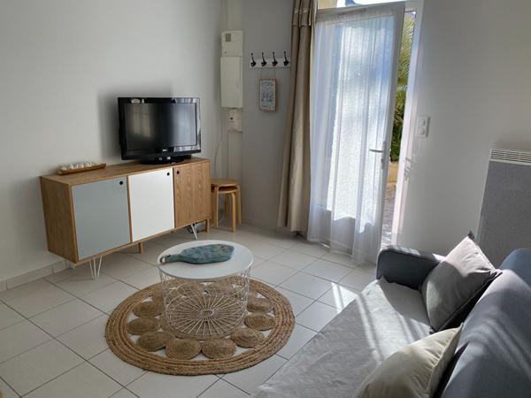 Coeur de Village de SAINT-GEORGES-D'OLÉRON - Appartement T3 meublé - Terrasse - Piscine