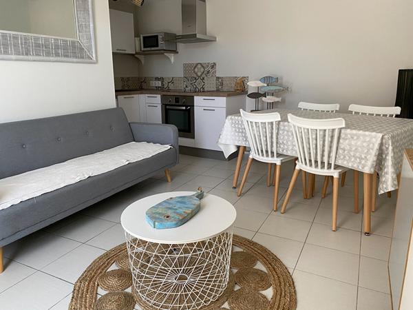 Coeur de Village de SAINT-GEORGES-D'OLÉRON - Appartement T3 meublé - Terrasse - Piscine