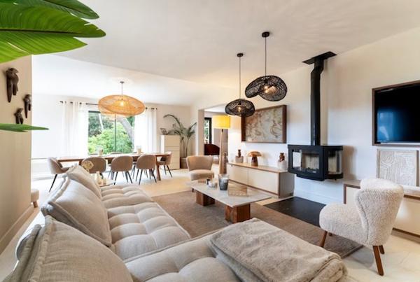 Villeneuve-lès-Avignon (30400) Maison de charme avec grand terrain