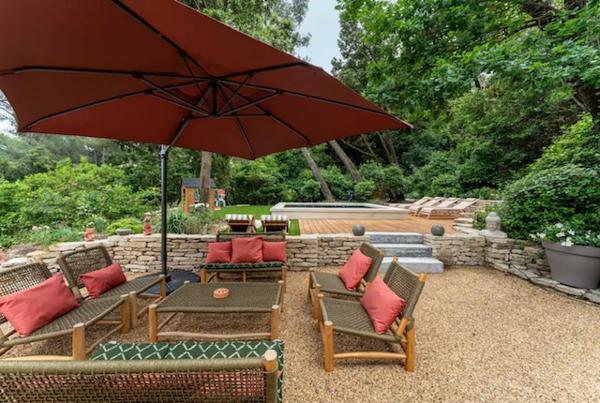 Villeneuve-lès-Avignon (30400) Maison de charme avec grand terrain